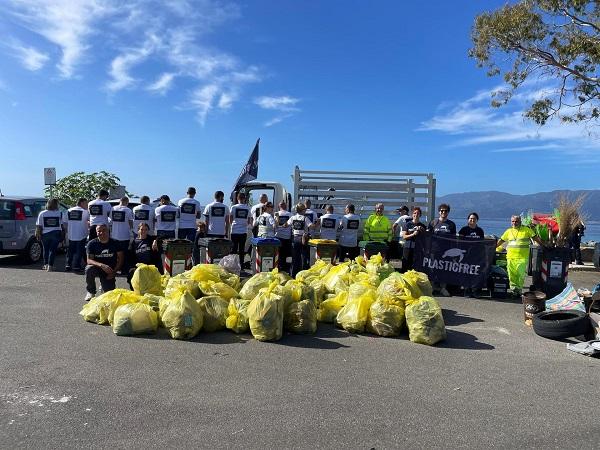 Detenuti di 22 carceri in campo con Plastic Free e Seconda Chance per ripulire l&rsquo;Italia (Credit: Plastic Free/Seconda Chance)