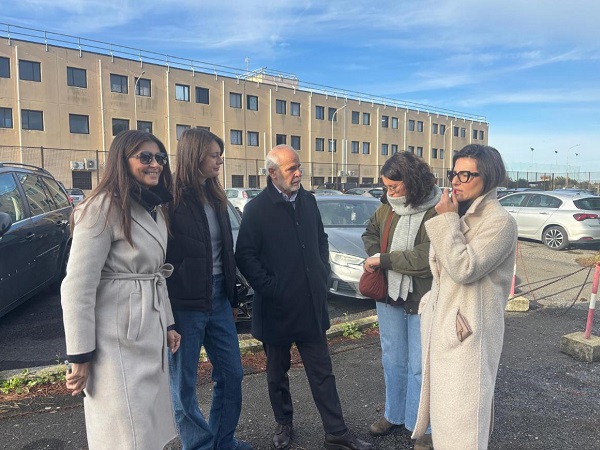 &ldquo;Metti a Fuoco i tuoi Sogni&rdquo;: visite e occhiali per le detenute