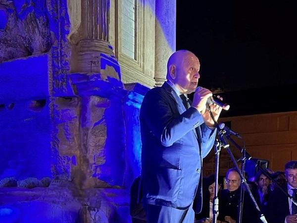 Il ministro Carlo Nordio alla fiaccolata a sostegno di Israele all'Arco di Tito, Roma (Credit: Comunit&agrave; ebraica di Roma)