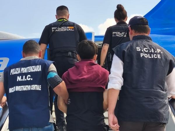 Estradato dalla Spagna Andrea Cavallari