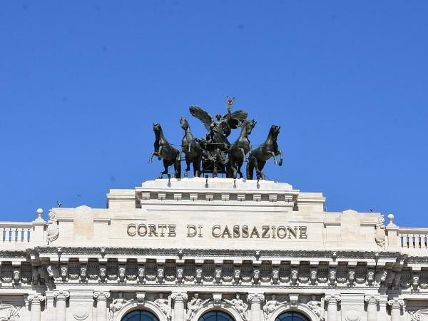 Patrocinanti in Cassazione: commissione e prove scritte