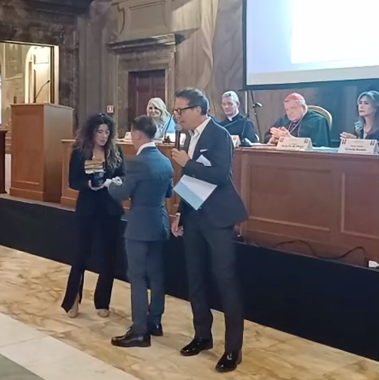 La luce ritrovata: premi Tutela dei minori &ldquo;Santi Francesco e Giacinta Marto&rdquo;