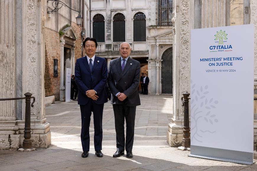G7 Italia Venezia Handshakes - ph Nicholas Berardo-5