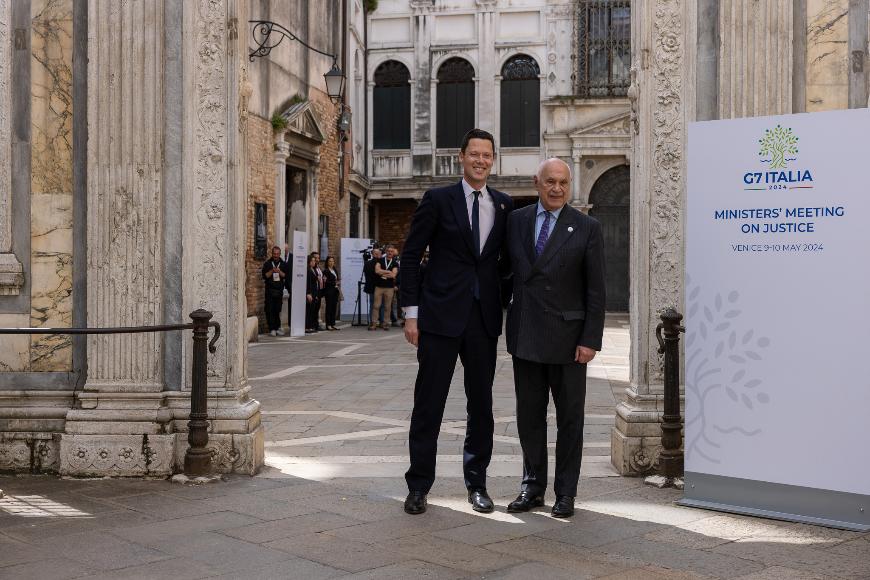 G7 Italia Venezia Handshakes - ph Nicholas Berardo-7