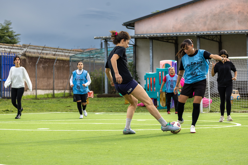 Giochi della speranza Rebibbia femminile, partita di calcio