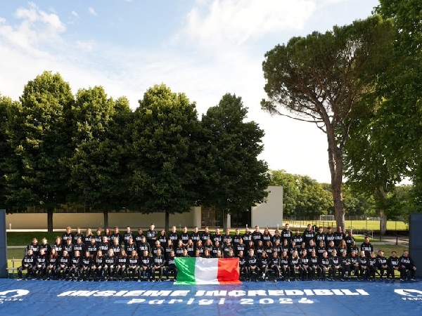 italia team parigi 2024 foto Coni
