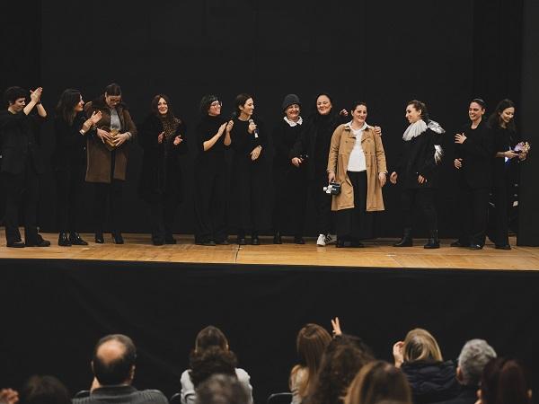 Taranto, le detenute portano in scena sei grandi donne
