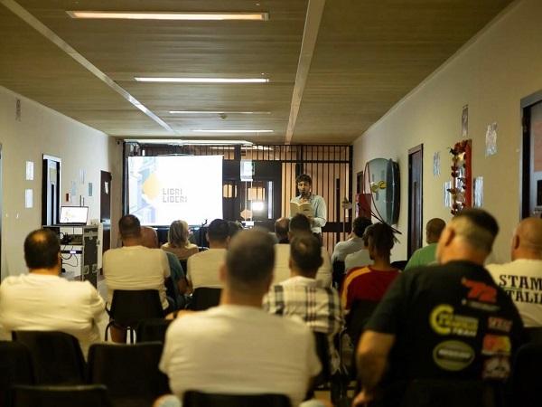 Libri Liberi a Bari, dibattito con i detenuti su &lsquo;G&egrave;nie la matta&rsquo;