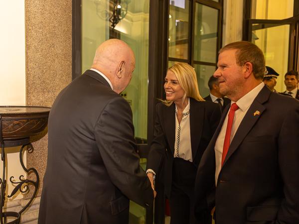 Carlo Nordio, Pam Bondi (Attorney General degli Stati Uniti) e Tilman Fertitta (Amasciatore USA in Italia)
