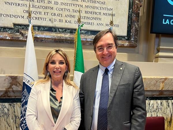 La presidente di Asi Caserta, Raffaela Pignetti, e il capo del Dap, Giovanni Russo