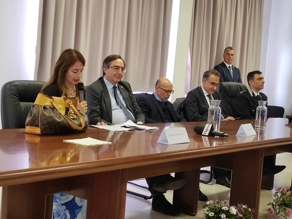 Il Capo del Dap Giovanni Russo visita il tenimento agricolo nel carcere di Foggia (credit Ministero della Giustizia)