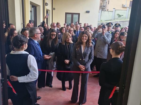 Catanzaro, inaugurato Centro polivalente per minori e giovani