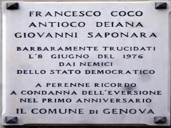 Targa del Comune di Genova per Coco,Dejana e Saponara (credit: Comune di Genova