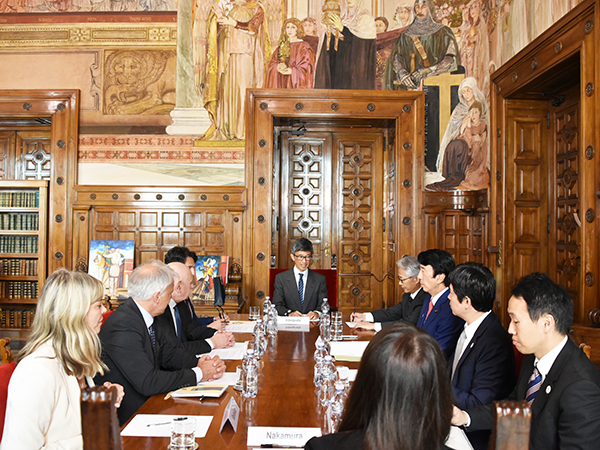 Visita del ministro Giapponese Ken Saito (foto del Ministero della Giustizia)