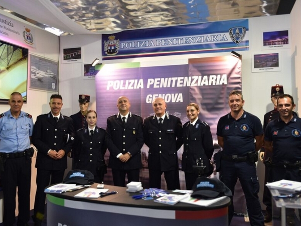 La Polizia Penitenziaria al 63° Salone Nautico di Genova
