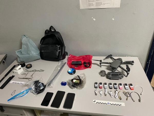 Carcere Lecce: bloccato drone con droga e telefonini