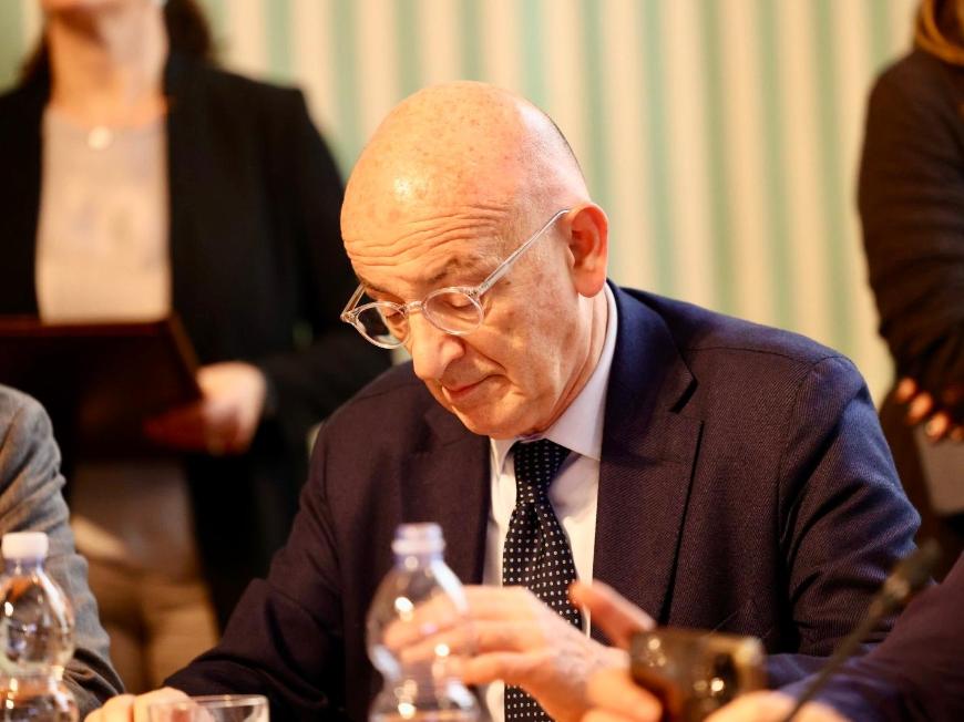 Firma del protocollo "liberi di scegliere"