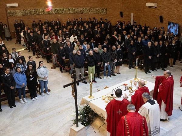 Papa Francesco apre la Porta Santa (Dicastero per la Comunicazione, Citt&agrave; del Vaticano)
