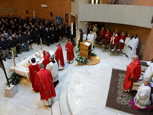 Papa Francesco apre la Porta Santa (Dicastero per la Comunicazione, Citt&agrave; del Vaticano)