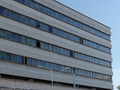 Particolare della facciata del palazzo che ospita il Dipartimento dell'Amministrazione Penitenziaria DAP a Roma
