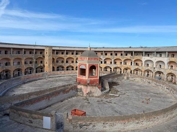 Veduta dell'ex carcere di Santo Stefano-Ventotene