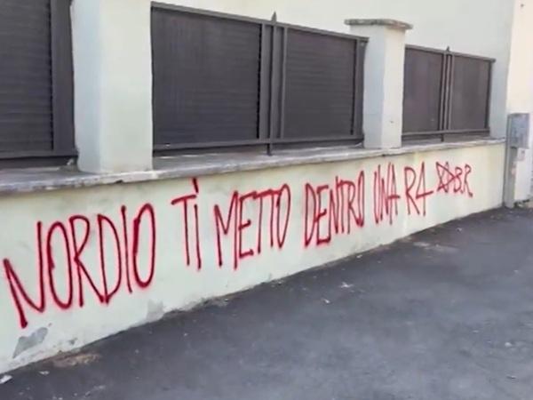 Scritta BR contro Nordio, Meloni: &ldquo;Condannare con fermezza&rdquo;