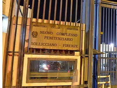 L'ingresso del carcere di Sollicciano (Firenze)